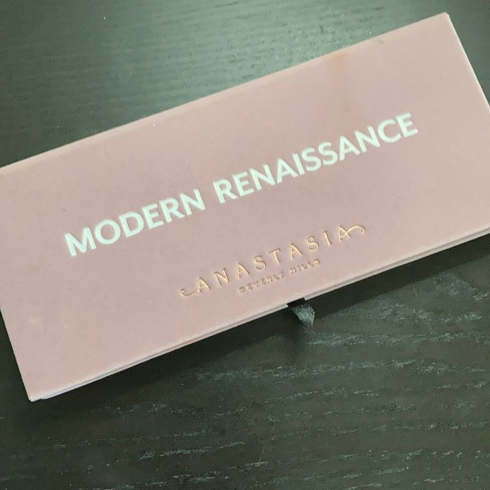 Modern Renaissance eyeshadow palette by Anastasia